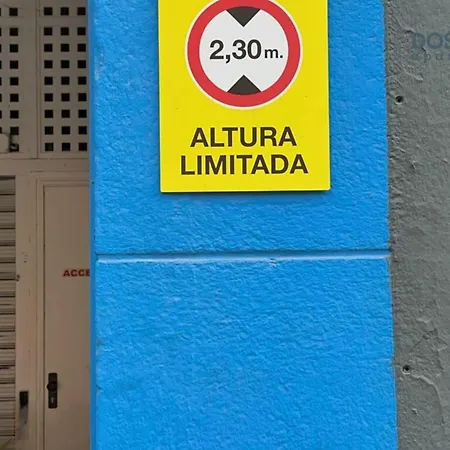 Dos Torres Legolas - Parking Privado Апартаменты *